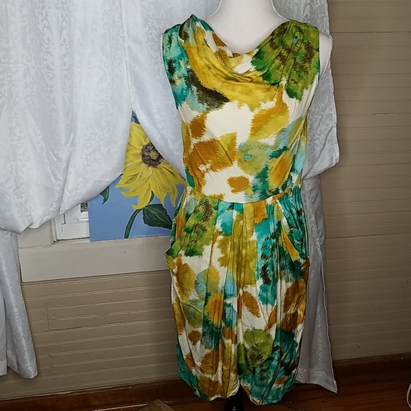 LOFT Dresses & Skirts - Ann Taylor Loft Watercolor Midi Dress